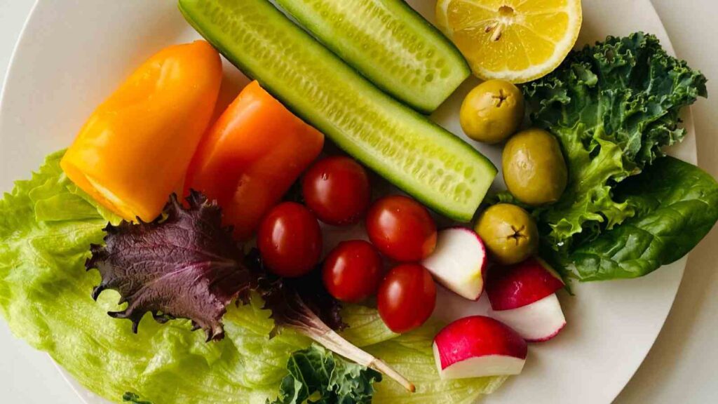 Doctor lists 7 foods for women’s gynaecological health